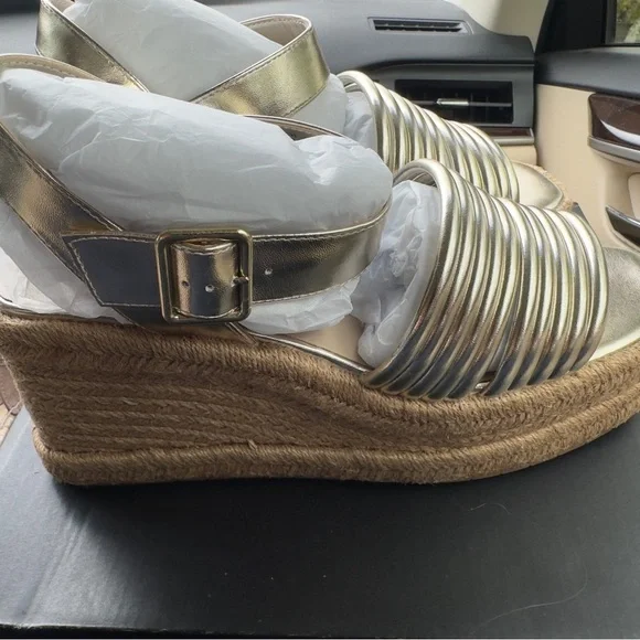 Kenneth Cole Reaction Gold Tan Wedge Espadrilles - Picture 4 of 4